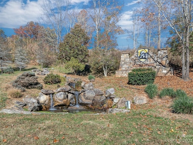 4 Chimney Crest Dr unit F, Asheville, NC 28806 - photo 2