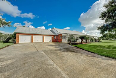 8830 Quail Park Ln, Needville, TX 77461 - photo 4