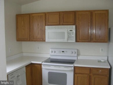 6 Bradbury Rd, Owings Mills, MD 21117 - photo 2