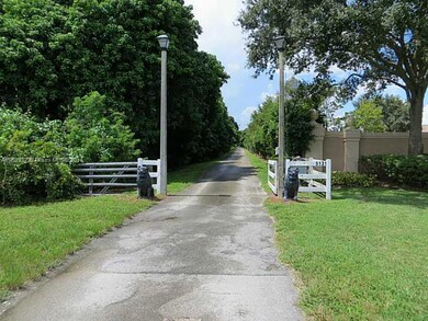 5131 S Flamingo Rd, Southwest Ranches, FL 33330 - photo 4