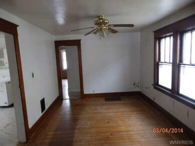 185 Crystal Ave, Buffalo, NY 14220 - photo 5