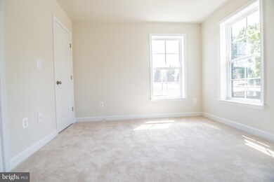 3009 Saint Josephs Dr, Mitchellville, MD 20721 - photo 4