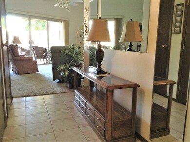 13813 N Thunderbird Blvd, Sun City, AZ 85351 - photo 2
