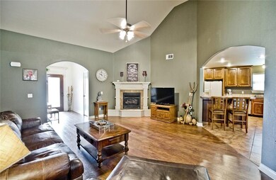 712 Grant Ave, Prairie Grove, AR 72753 - photo 6