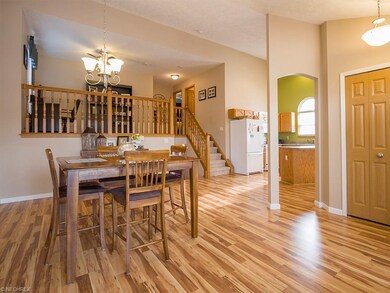Entry/Living/Dining Level 1