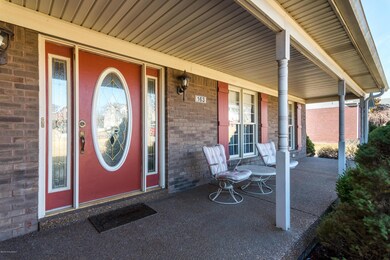 163 Burlwood Cir, Mount Washington, KY 40047 - photo 2