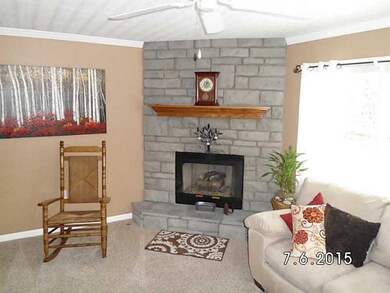 433 Alderman Ave, Sharon, PA 16146 - photo 7