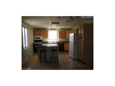 16041 Coolidge Ave, East Liverpool, OH 43920 - photo 3