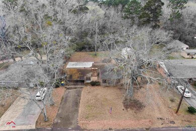 2007 Roberts St, Kilgore, TX 75662 - photo 5