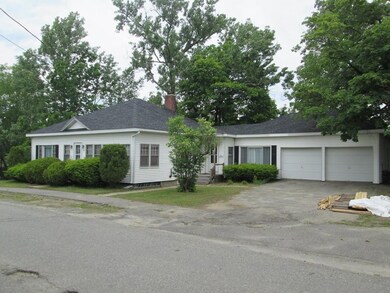 39 Highland Ave, Millinocket, ME 04462 - photo 2