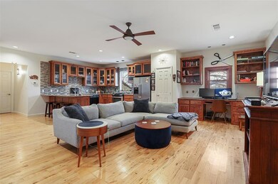 5217 Richard Ave unit B, Dallas, TX 75206 - photo 4