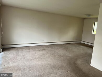 3326 Thomas St, Whitehall, PA 18052 - photo 2