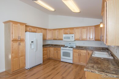 7060 Colony-13