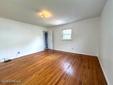 713 Florence Bed 2
