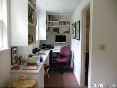 Studio/Study/Office
