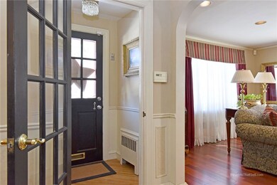 155 Marbury Ave, Pawtucket, RI 02860 - photo 2