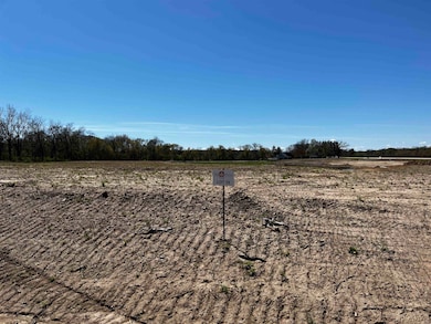 L19 S Forest View Dr, Beloit, WI 53511 - photo 2