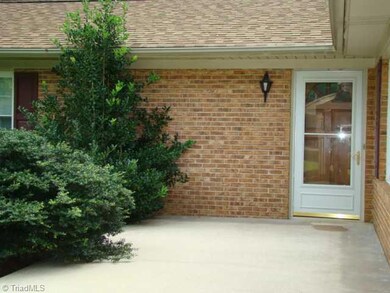 1525 Danny Bell Rd, Asheboro, NC 27205 - photo 2