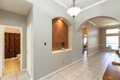 11410 E Lakewood Forest North Ct, Tomball, TX 77377 - photo 6