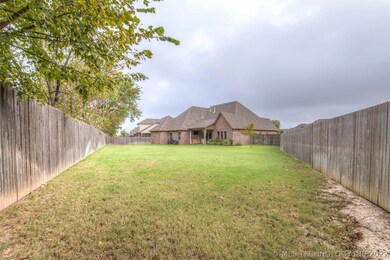 3634 S Fir Ct, Broken Arrow, OK 74011 - photo 5