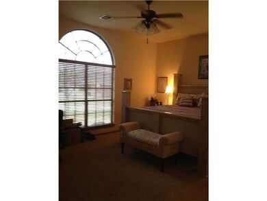 1909 NE 7th Cir, Moore, OK 73160 - photo 5