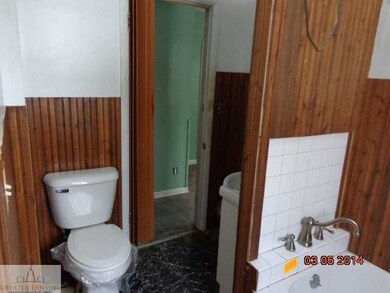 1118 Mccullough St, Lansing, MI 48912 - photo 6