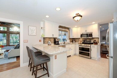 15 Saddleback Rd, Londonderry, NH 03053 - photo 4