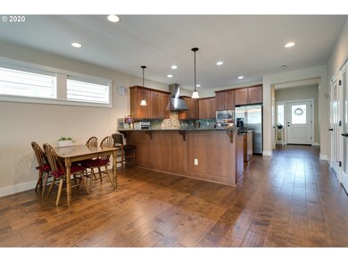 13867 SE Falcon Ct, Clackamas, OR 97015 - photo 5