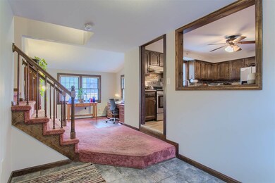 8 Huntingdon Ln, Nashua, NH 03062 - photo 3