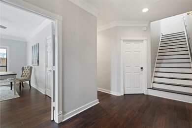 First floor features a staircase leading up to  se