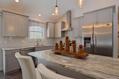 796 Pool St Biddeford11