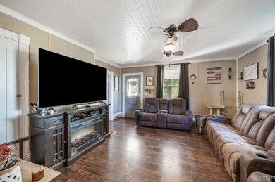 342 Toll Gate Rd, Concord, VA 24538 - photo 5