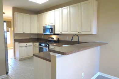 108 Persimmon Ln unit 108, Holmdel, NJ 07733 - photo 4