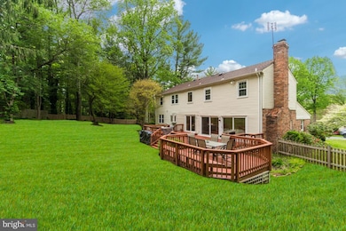 1227 Old Stable Rd, McLean, VA 22102 - photo 2