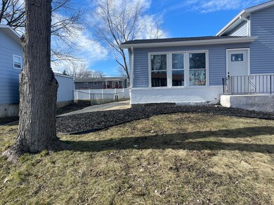 19000 Birch Ave, Country Club Hills, IL 60478 - photo 2