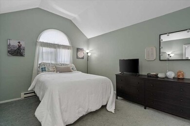 112 Riverview Place unit D, Southbridge, MA 01550 - photo 3