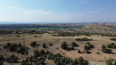 19961 Tosha's Trail unit 21, Duchesne, UT 84021 - photo 2