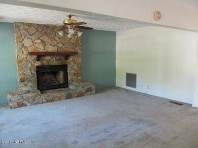 2047 Ryar Rd, Jacksonville, FL 32216 - photo 3