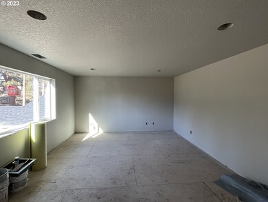 63119 NW Vista Meadow Ln unit L-11, Bend, OR 97703 - photo 5