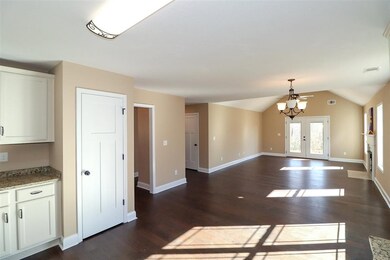 110 Hawks Ridge Trace, Byron, GA 31008 - photo 6