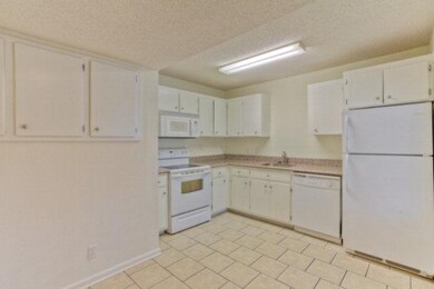 704 E Island Square Dr, St. Simons Island, GA 31522 - photo 3