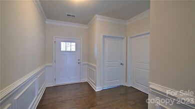 226 Fox Cove Rd, Hendersonville, NC 28792 - photo 4