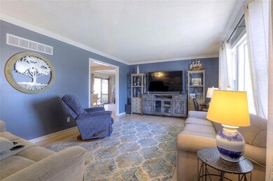 6114 Noland Rd, Shawnee, KS 66216 - photo 2