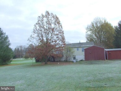 63 Phillip Dr, Kirkwood, PA 17536 - photo 2