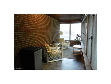 23x8 Sunroom