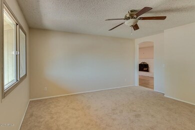 07-Wesleyan Living Room