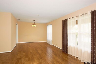 3809 3809 Pine Manor Dr, Tyler, TX 75701 - photo 5