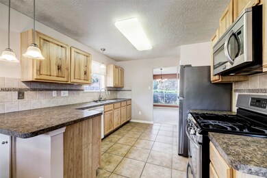 28702 Raestone St, Spring, TX 77386 - photo 4