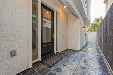 2507 Mcduffie St, Houston, TX 77019 - photo 2