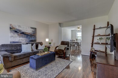 12912 Claxton Dr, Laurel, MD 20708 - photo 2